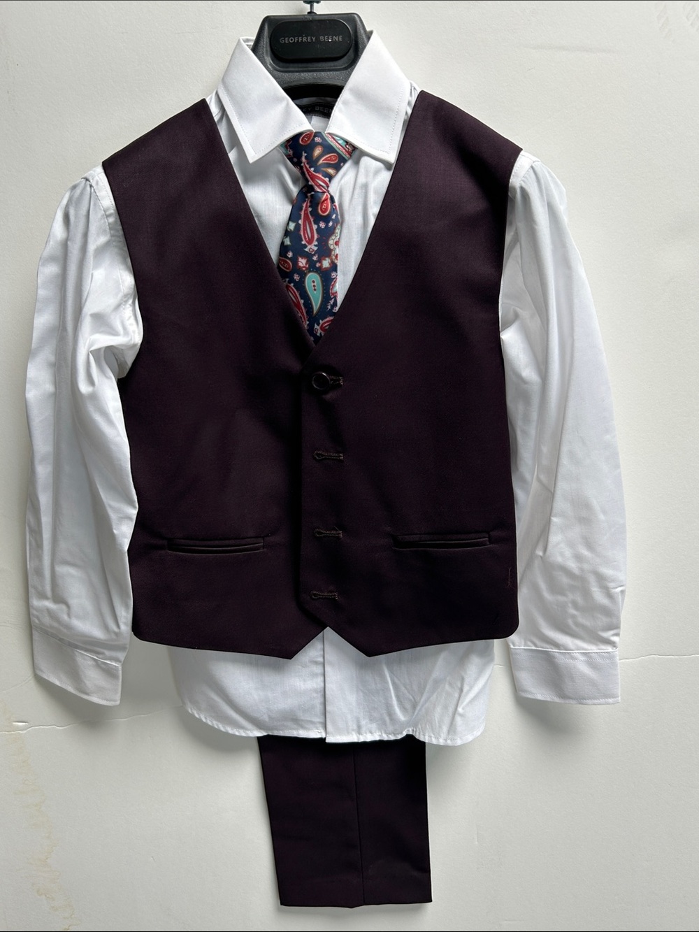 Geoffrey Beene 5 pc Plum Boys' Suit w vest, shirt & tie. NWT - Picture 2 of 6